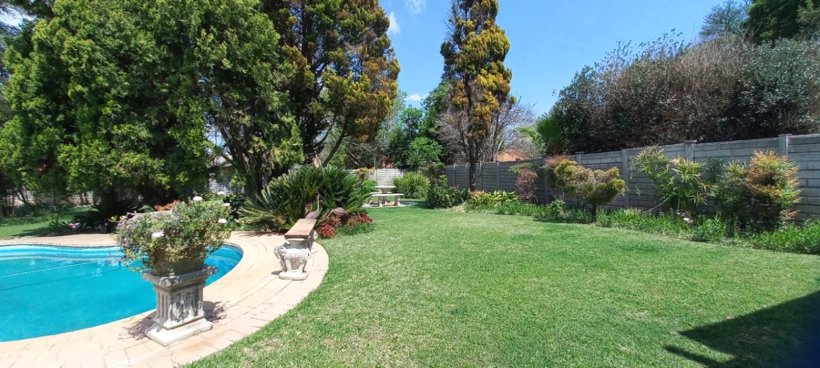 3 Bedroom Property for Sale in La Hoff North West